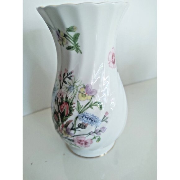 Aynsley Bone China Vase 6" - Wild Tudor Floral Pattern - Picture 2 of 10